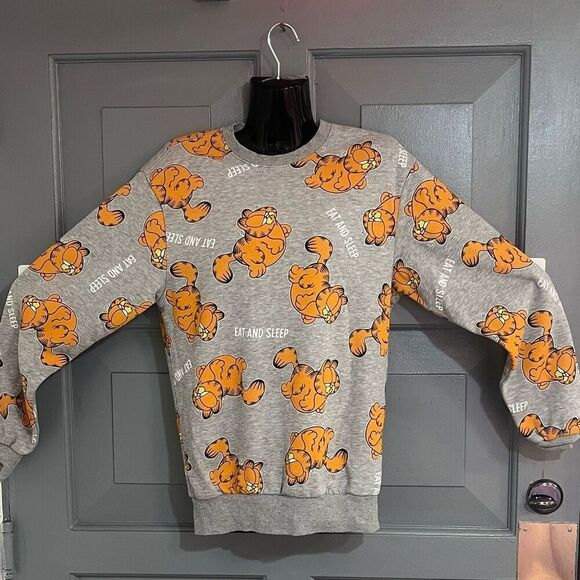 Divided H&M Garfield Print  Gray Sweatshirt Crew Neck Banded Sz XS - Picture 1 of 9